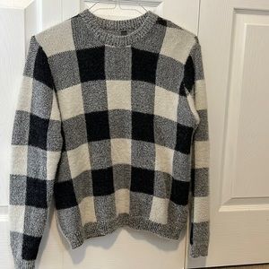 Alya checkered sweater size S